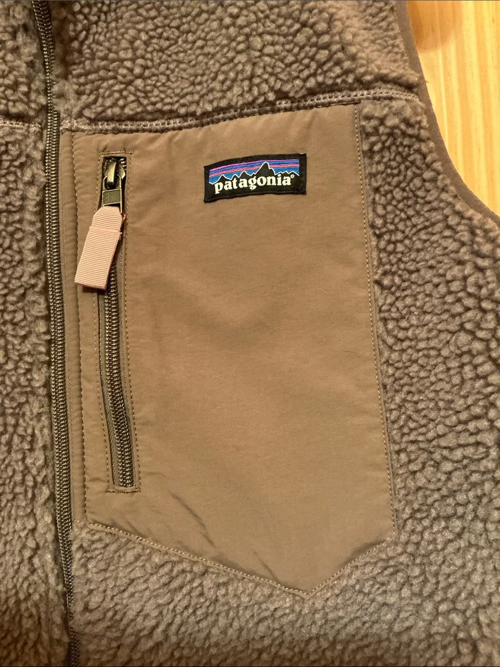 Patagonia Women’s Tan Brown Sherpa Fleece Vest with Pink Accents